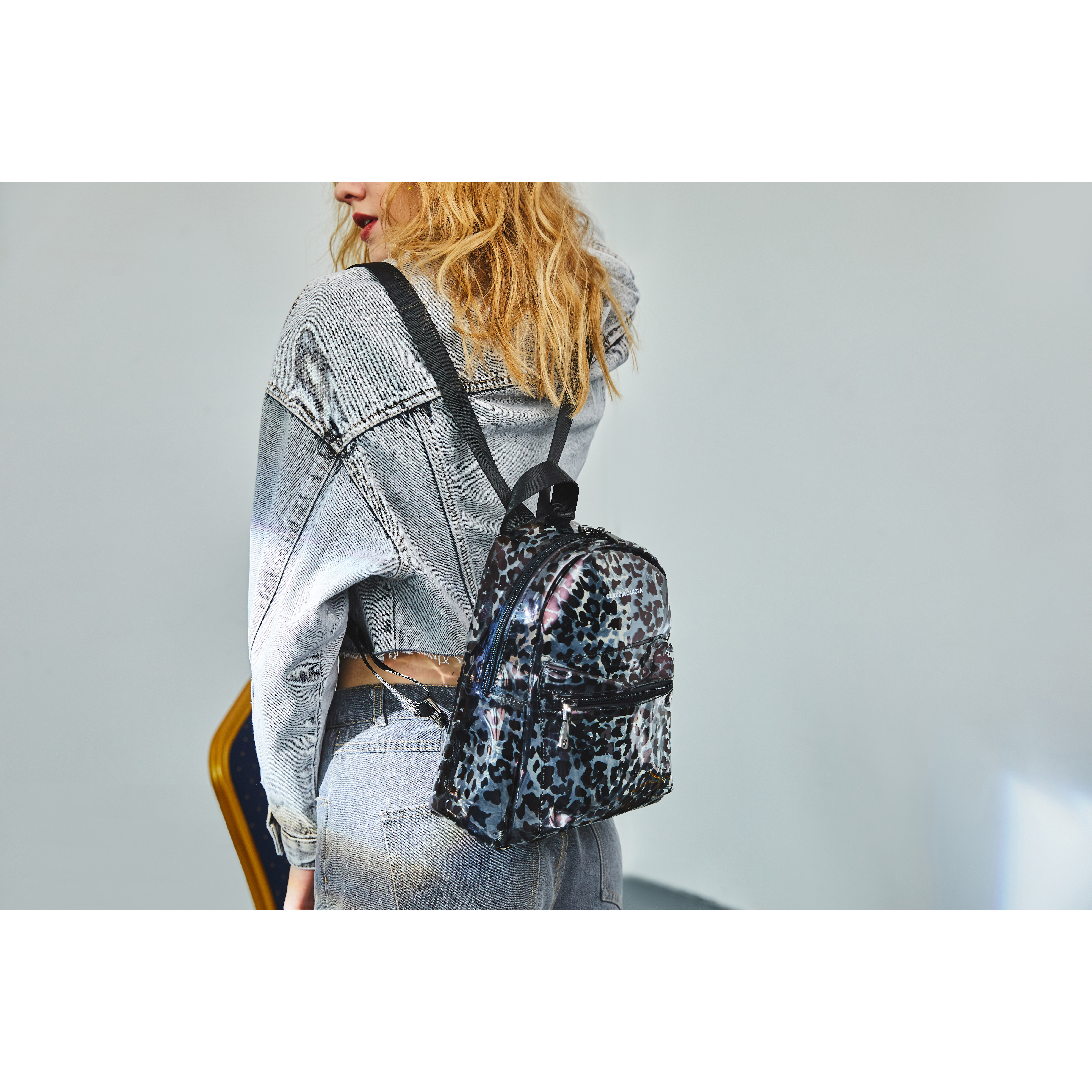 Anii XS Clear Backpack Zip Round Pkt Det