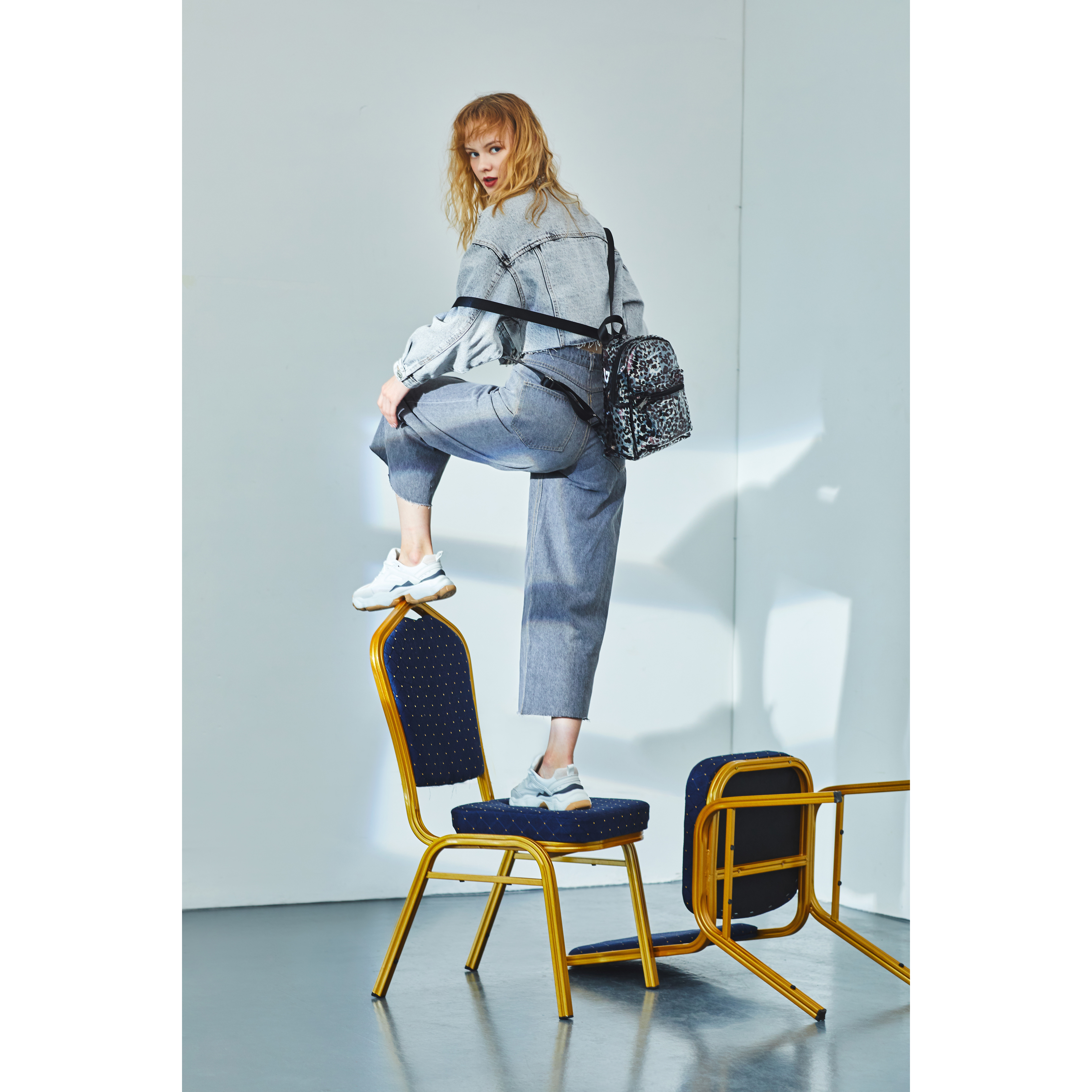 Anii XS Clear Backpack Zip Round Pkt Det