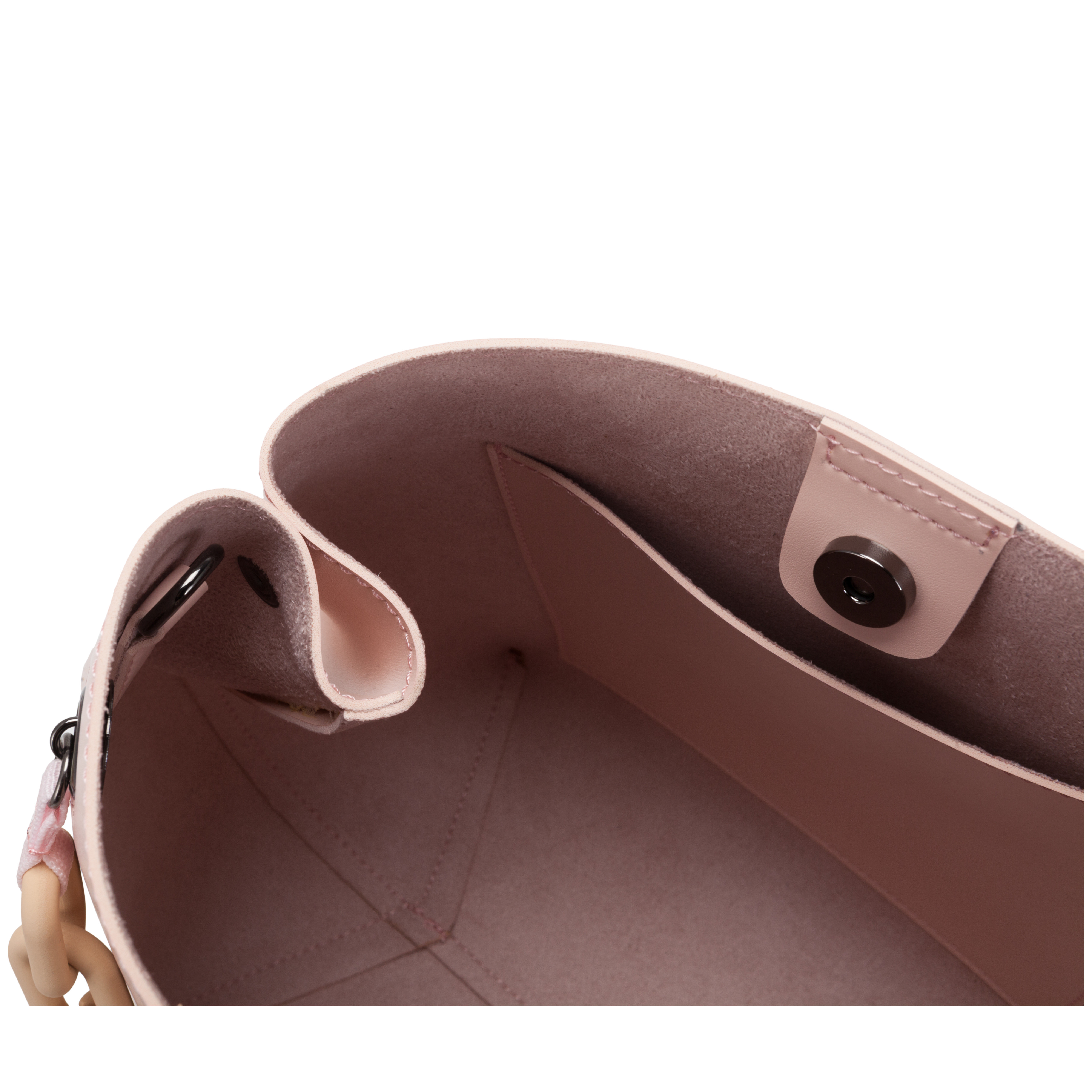 Alia Chain Shoulder Bag